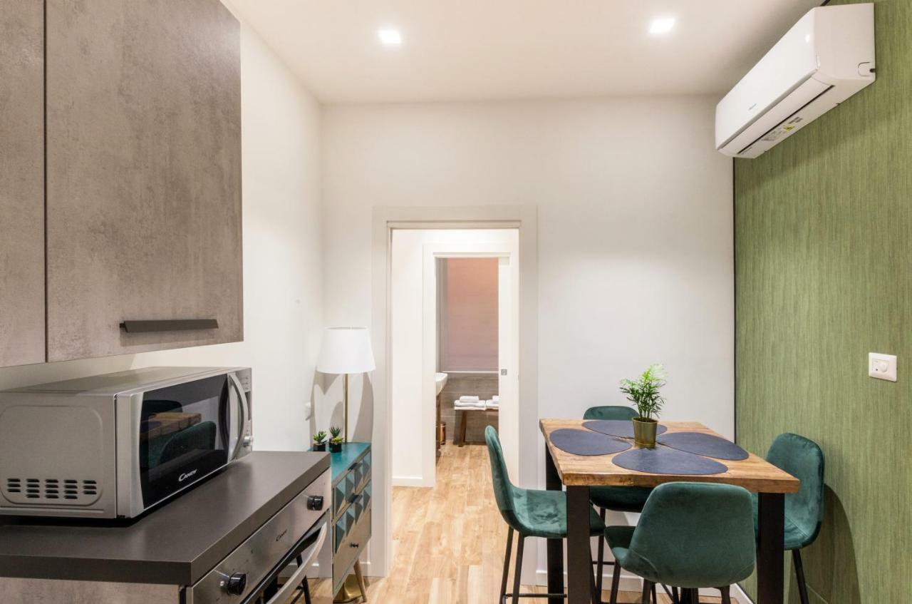 Lovely Rome Apartments - Historic City Center Eksteriør bilde